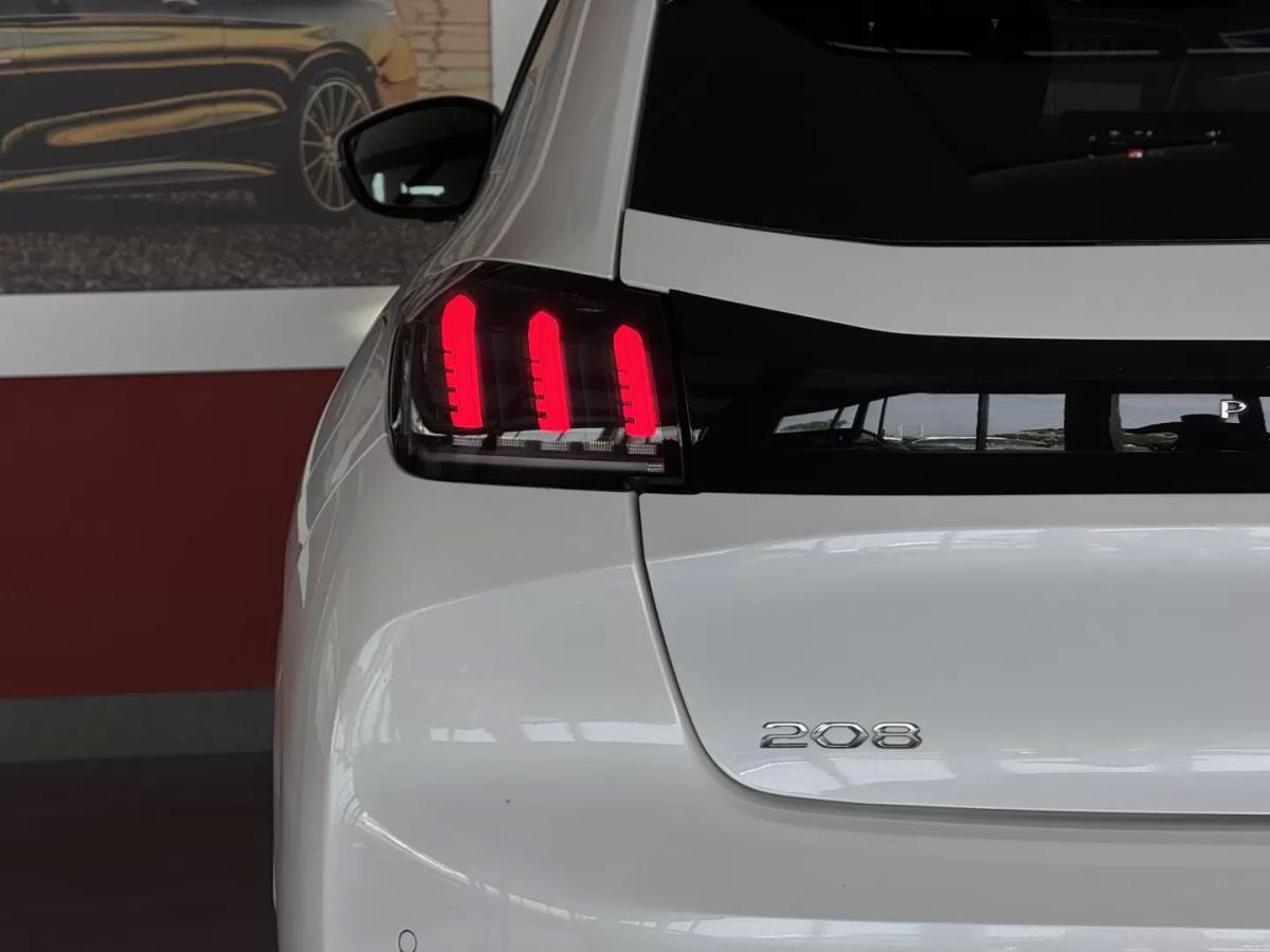 peugeot-208-2021-gasolina-1199cc