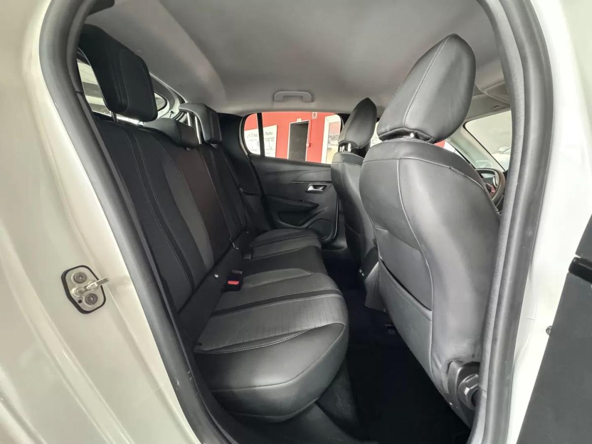 peugeot-208-2021-gasolina-1199cc