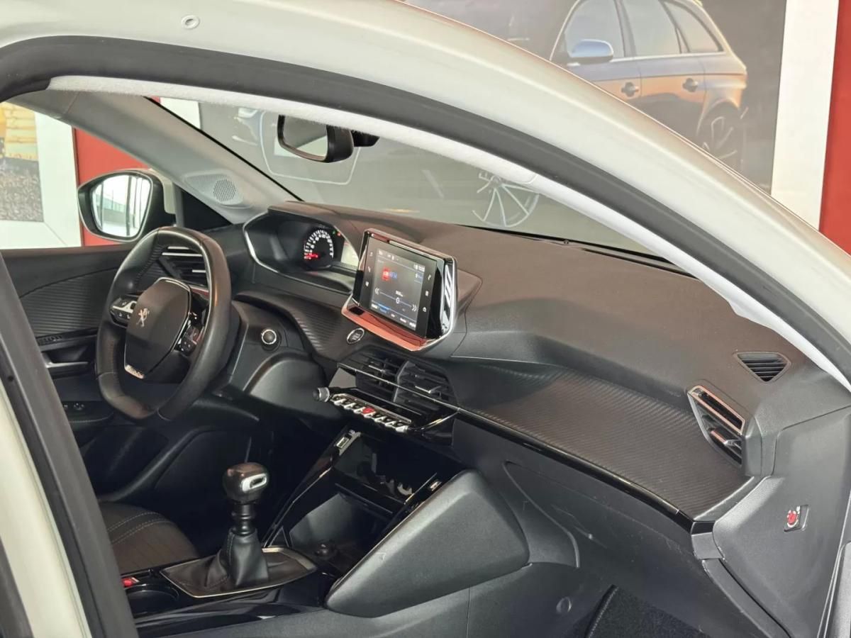 peugeot-208-2021-gasolina-1199cc