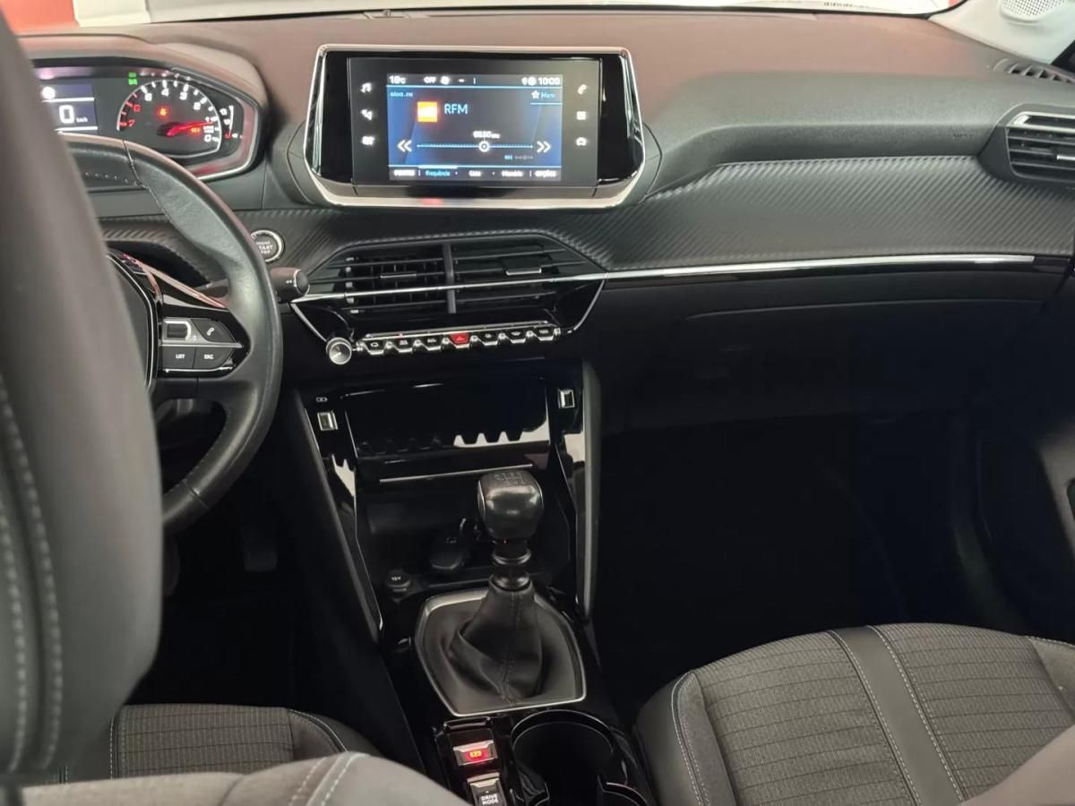 peugeot-208-2021-gasolina-1199cc