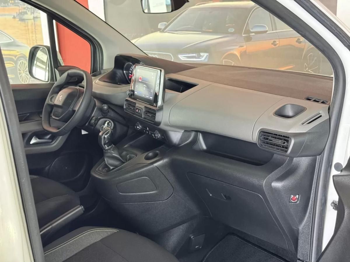 peugeot-rifter-2019-diesel-1499cc