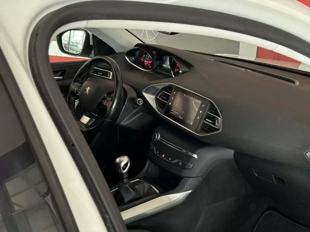 peugeot-308-2019-diesel-1499cc