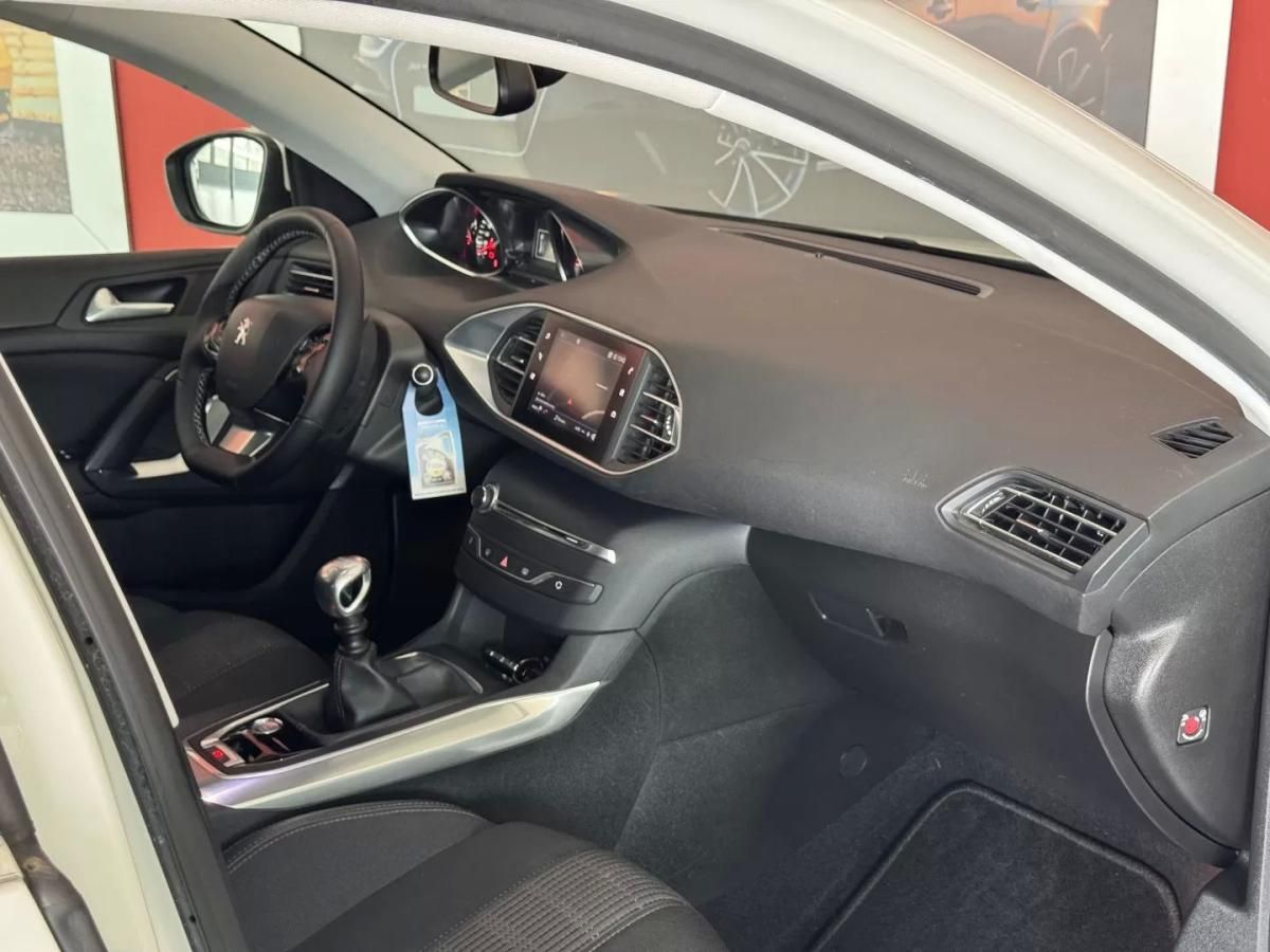 peugeot-308-2019-diesel-1499cc