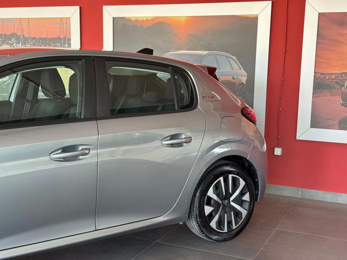 peugeot-208-2025-gasolina-1199cc