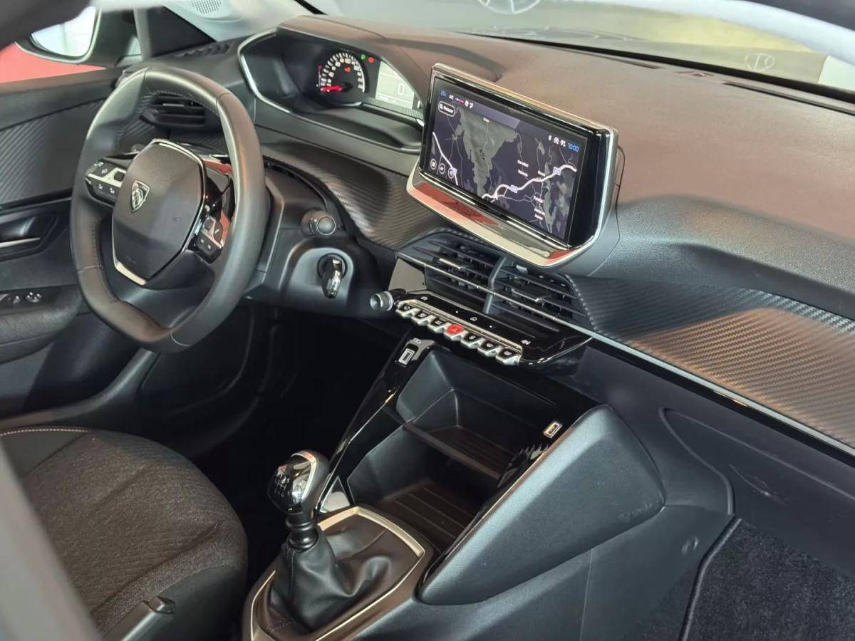 peugeot-208-2025-gasolina-1199cc