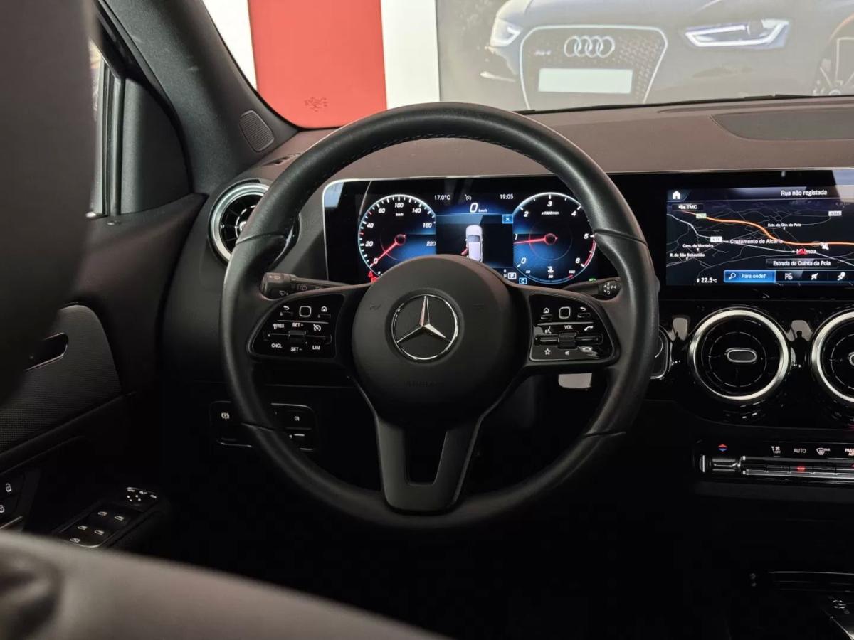 mercedes-benz-gla-2022-diesel-1950cc
