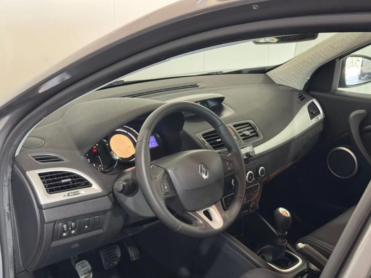 renault-megane-2010-diesel-1461cc