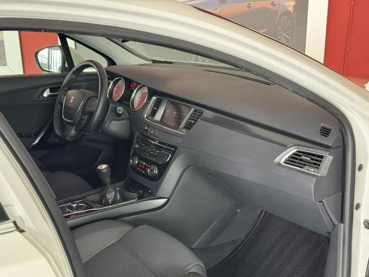 peugeot-508-sw-2011-diesel-1997cc