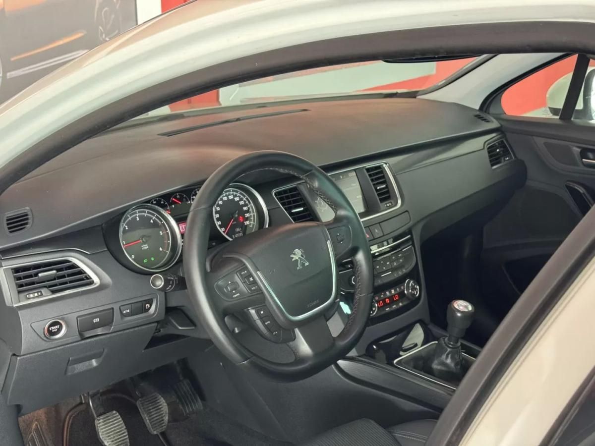 peugeot-508-sw-2011-diesel-1997cc