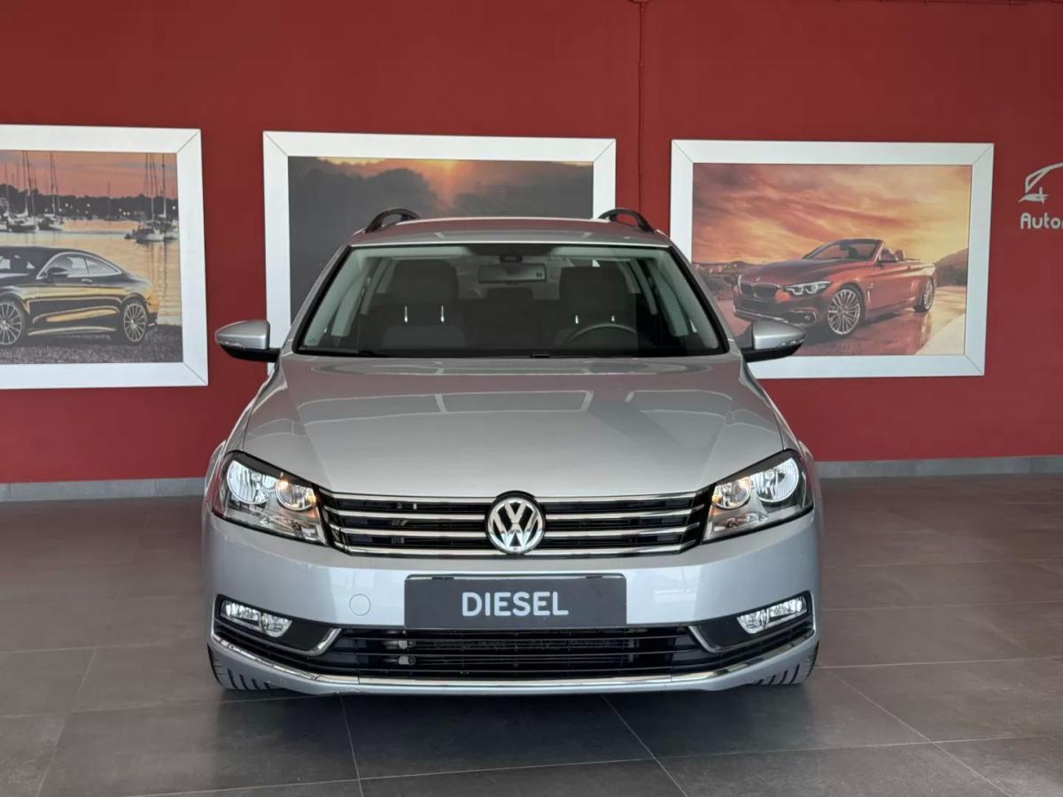 volkswagen-passat-variant-2011-diesel-1598cc