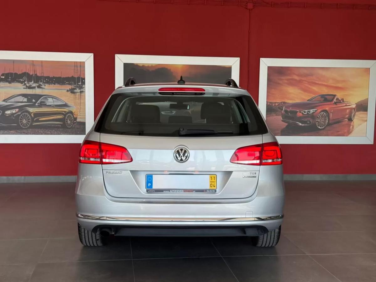 volkswagen-passat-variant-2011-diesel-1598cc