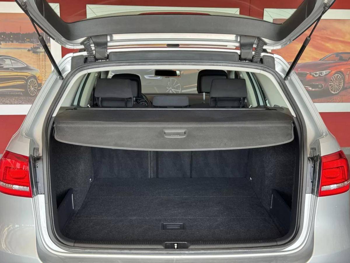 volkswagen-passat-variant-2011-diesel-1598cc