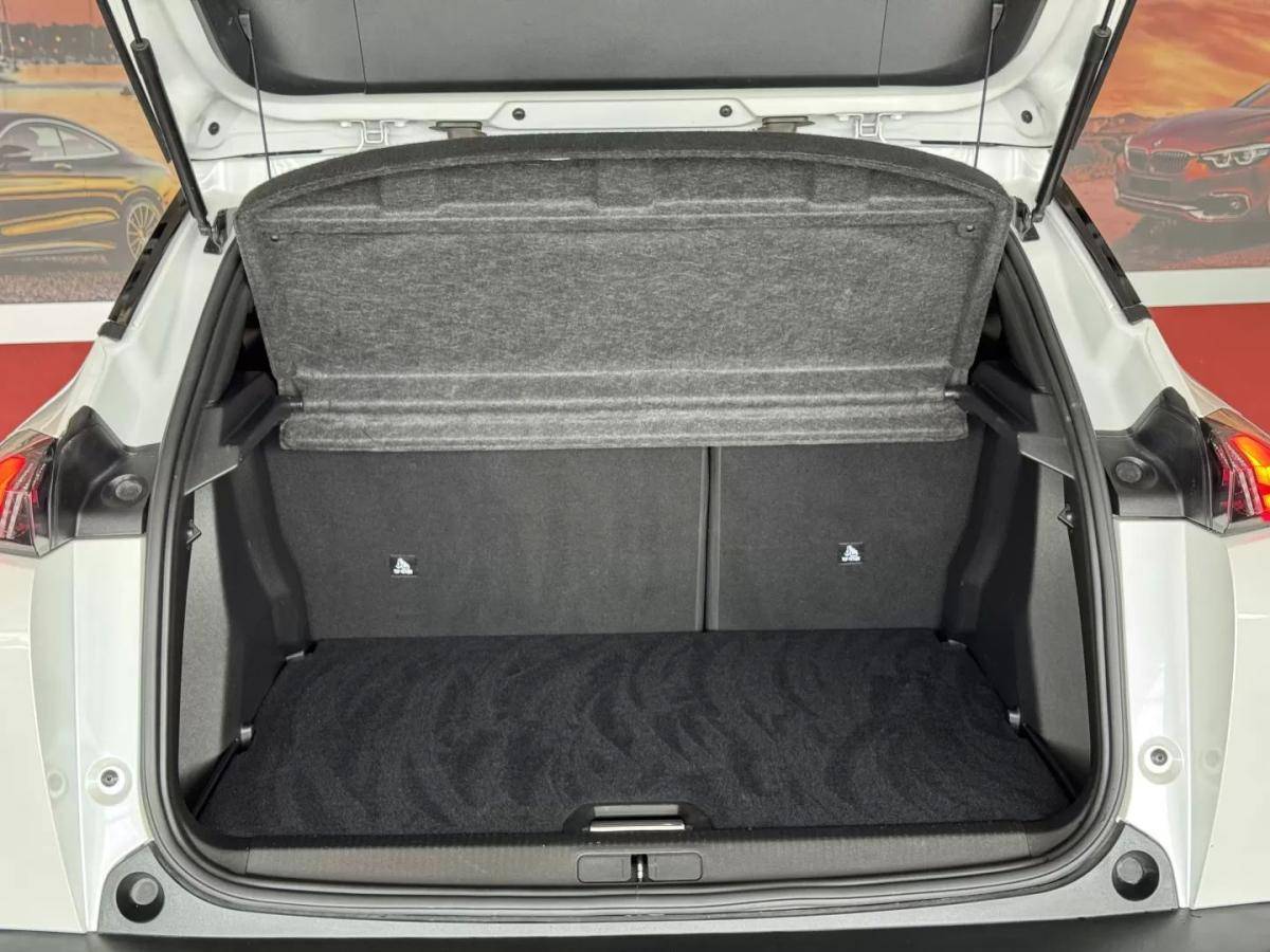 peugeot-2008-2022-diesel-1499cc