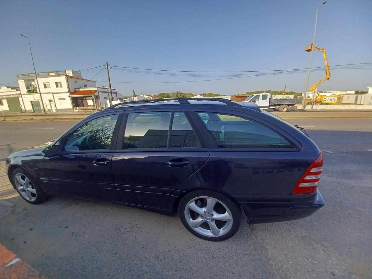 mercedes-benz-classe-c-c-200-cdi-2005-diesel-2148cc