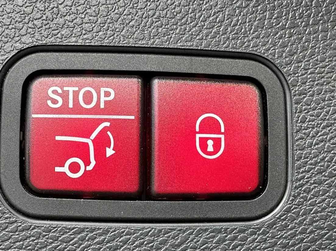 mercedes-benz-eqc-2020-eletrico-200cc