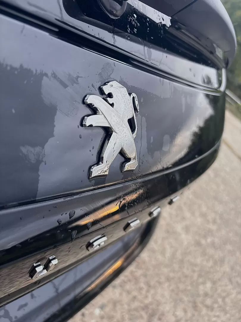 peugeot-e-208-2024-eletrico-0cc