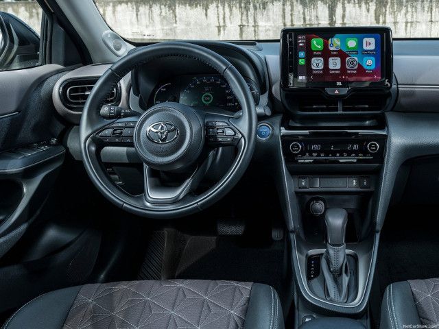 toyota-yaris-cross-2023-hibrido-a-gasolina-1490cc