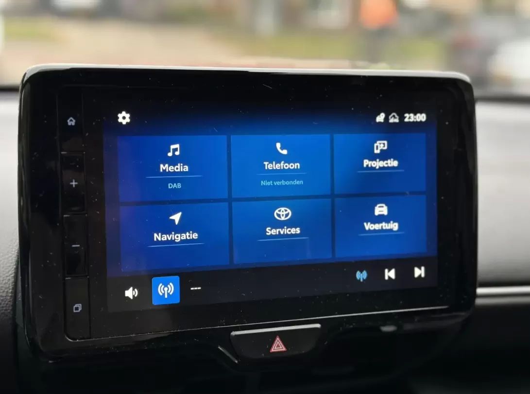 toyota-yaris-cross-2023-hibrido-a-gasolina-1490cc