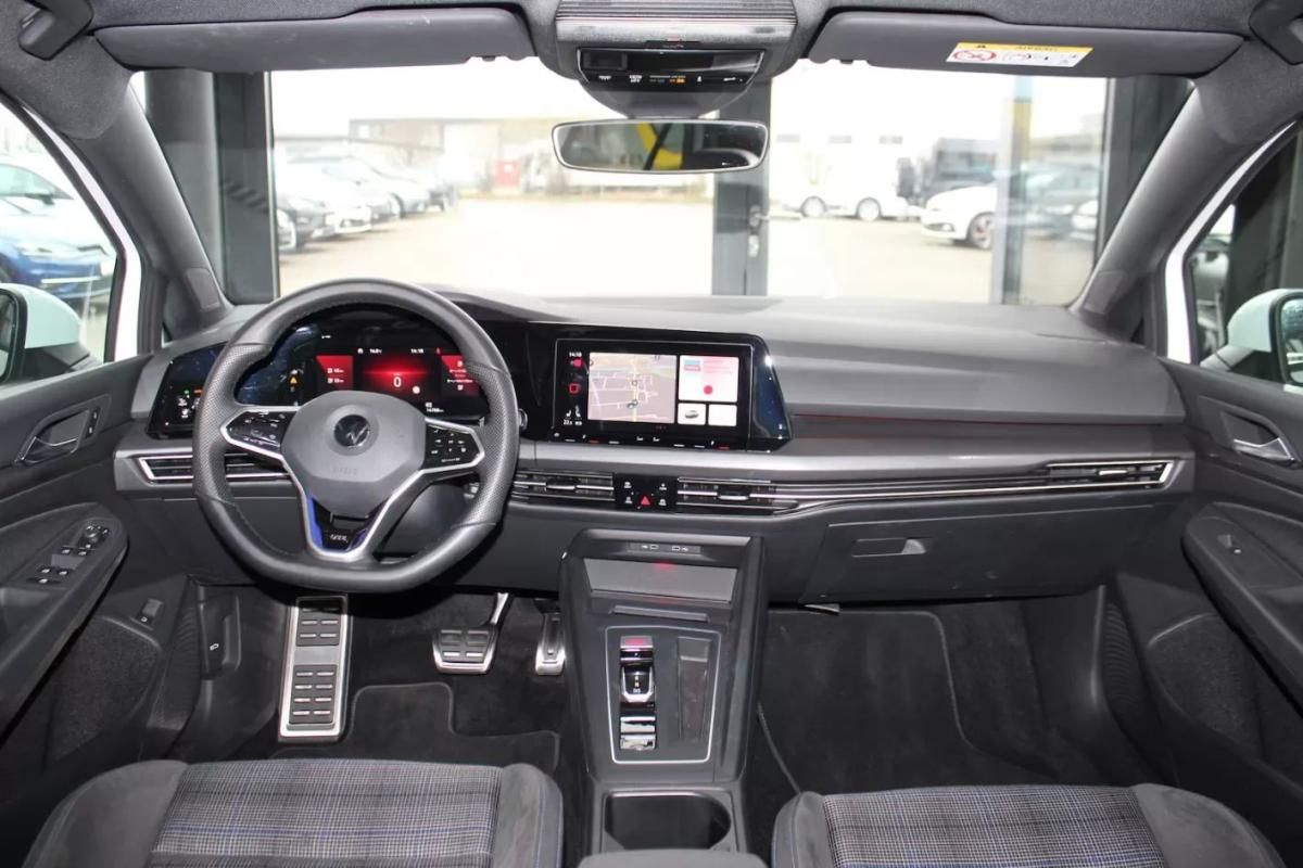 volkswagen-golf-2022-hibrido-1395cc