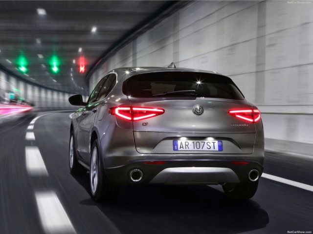alfa-romeo-stelvio-2018-gasolina-1995cc