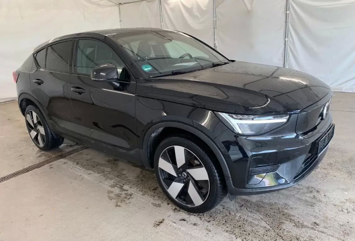 volvo-c40-2022-eletrico-200cc