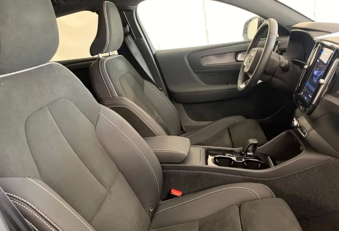 volvo-c40-2022-eletrico-200cc