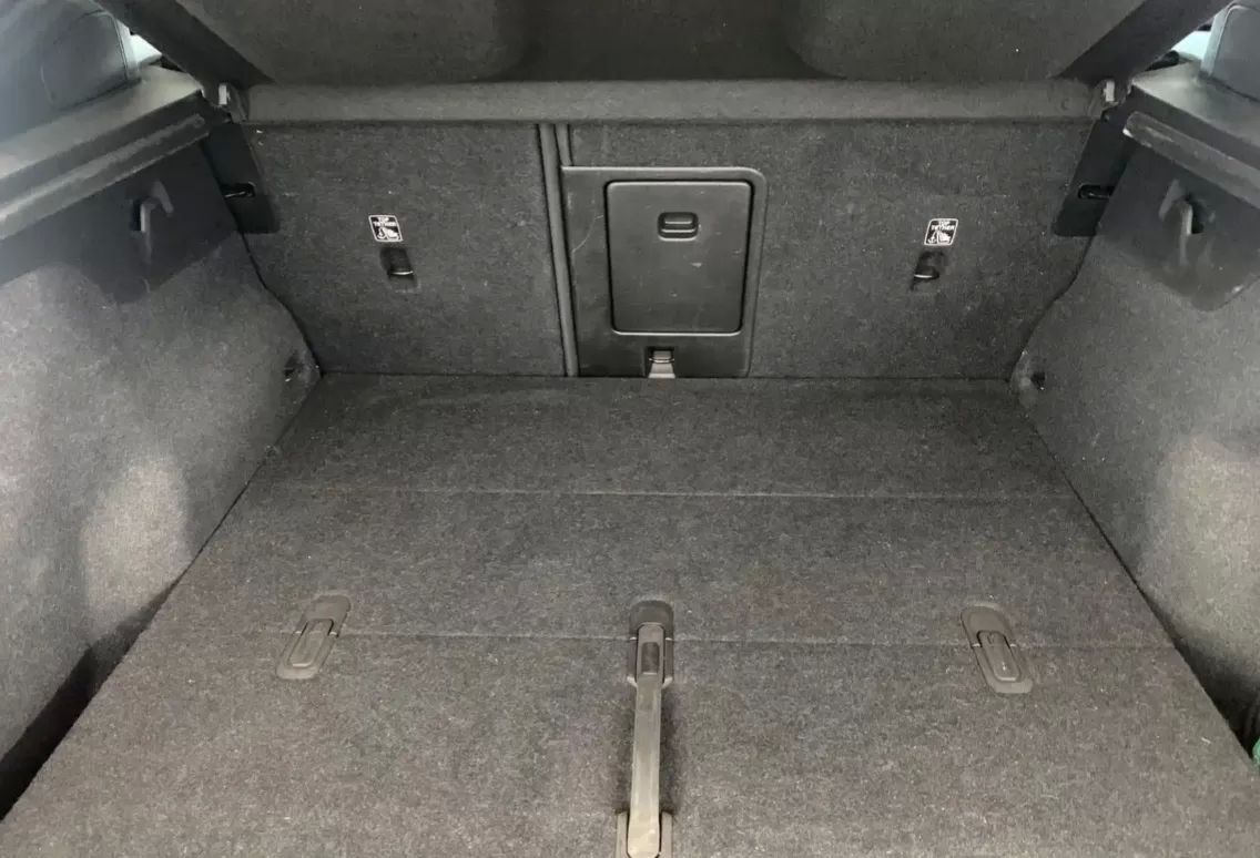 volvo-c40-2022-eletrico-200cc