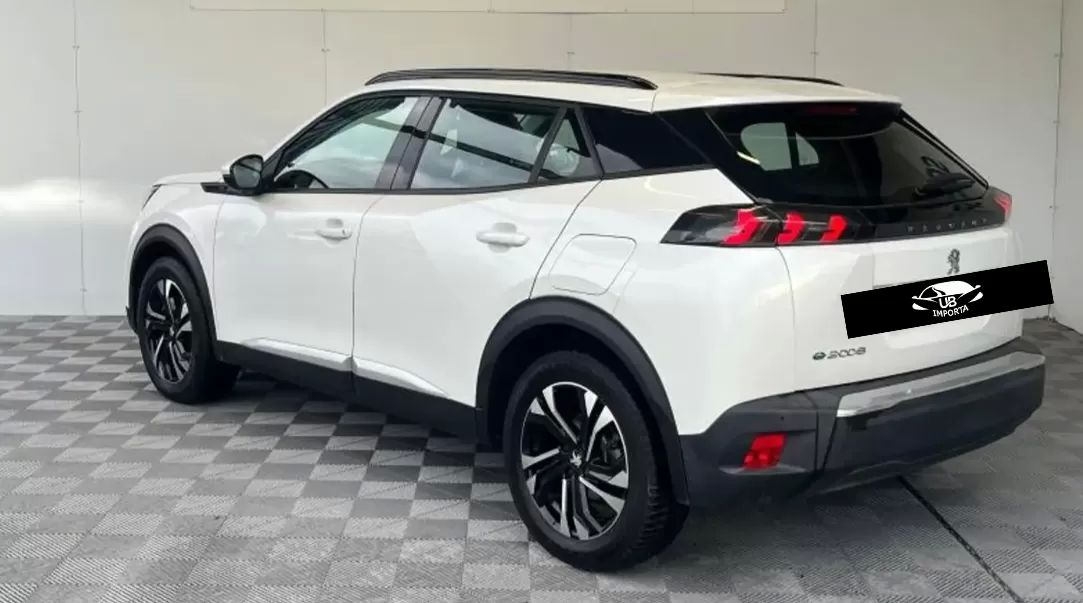 peugeot-e-2008-2022-eletrico-200cc