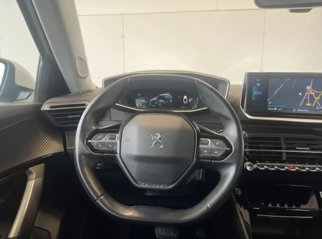peugeot-e-2008-2022-eletrico-200cc