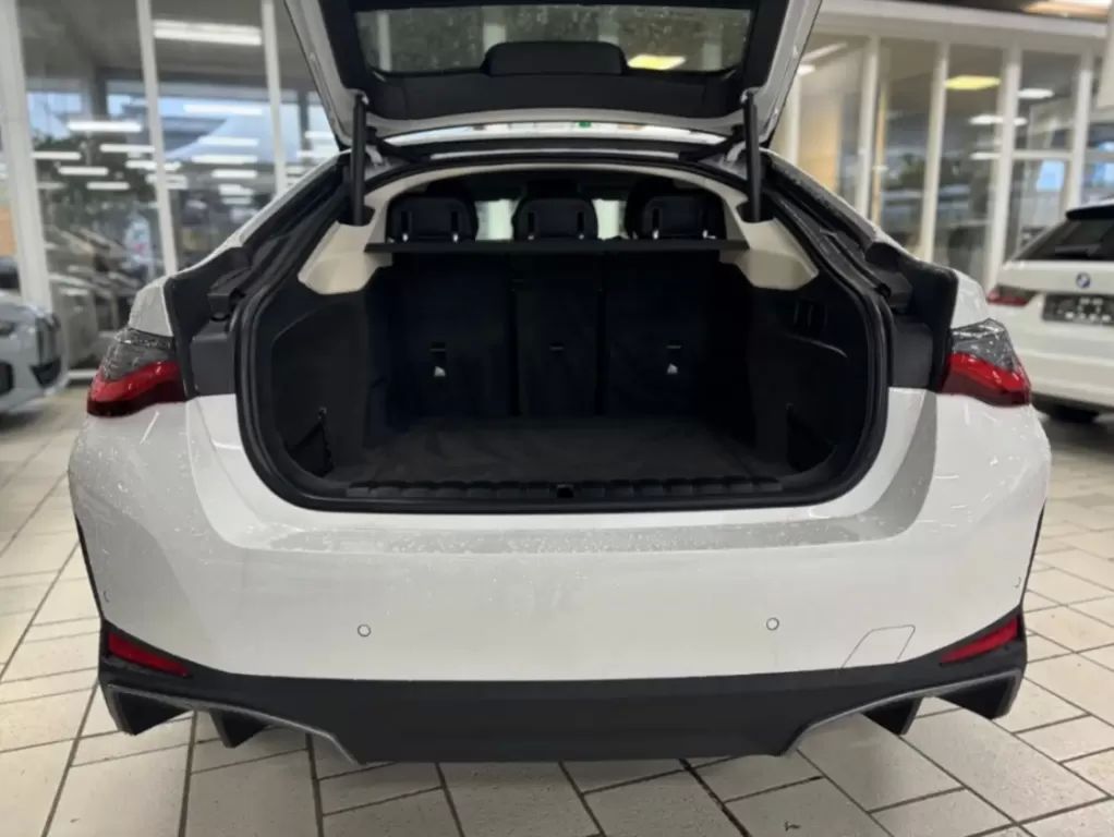 bmw-i8-2022-eletrico-200cc