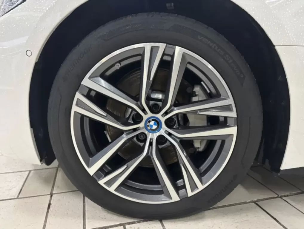 bmw-i8-2022-eletrico-200cc