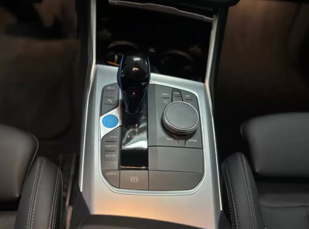 bmw-i8-2022-eletrico-200cc