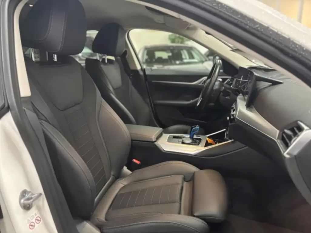 bmw-i8-2022-eletrico-200cc
