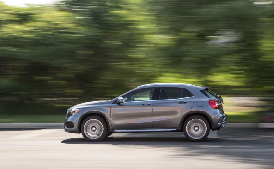 mercedes-benz-gla-2016-gasolina-1595cc