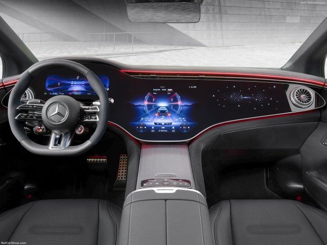 mercedes-benz-eqe-2023-eletrico-200cc