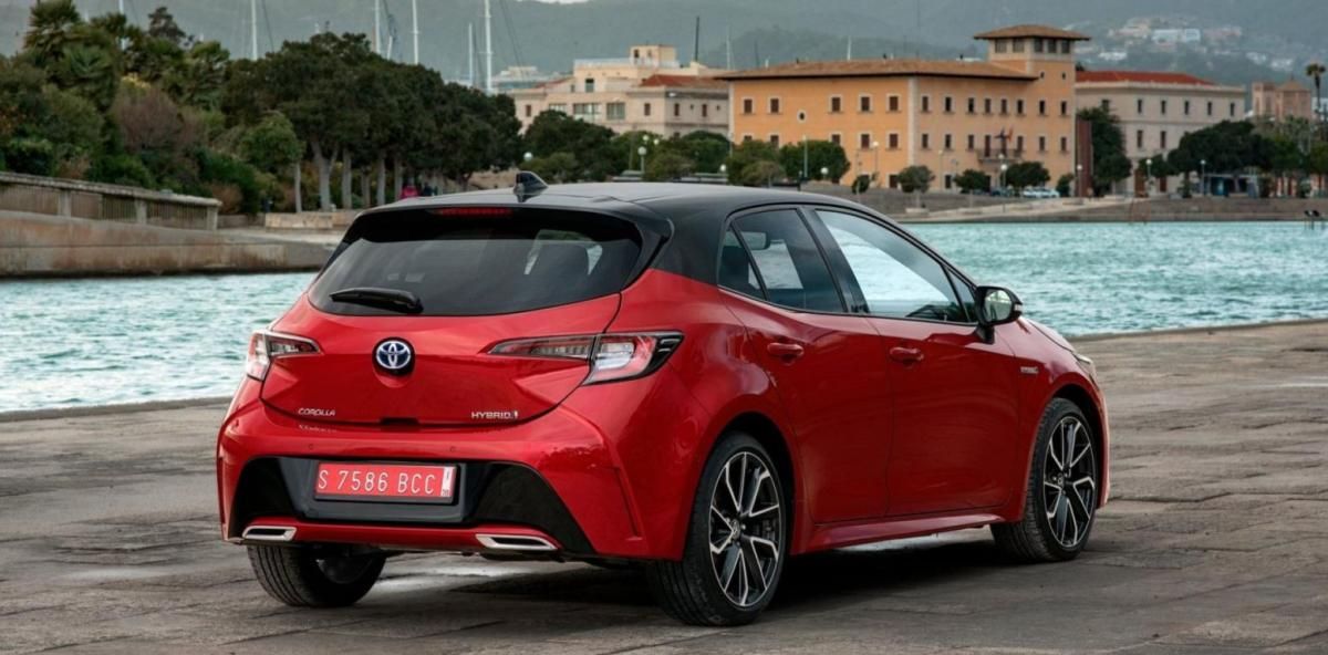toyota-corolla-2020-hibrido-a-gasolina-1798cc