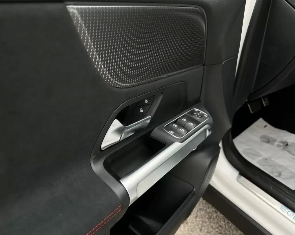 mercedes-benz-eqb-2023-eletrico-200cc