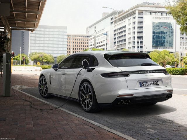 porsche-panamera-sport-turismo-2018-hibrido-2894cc