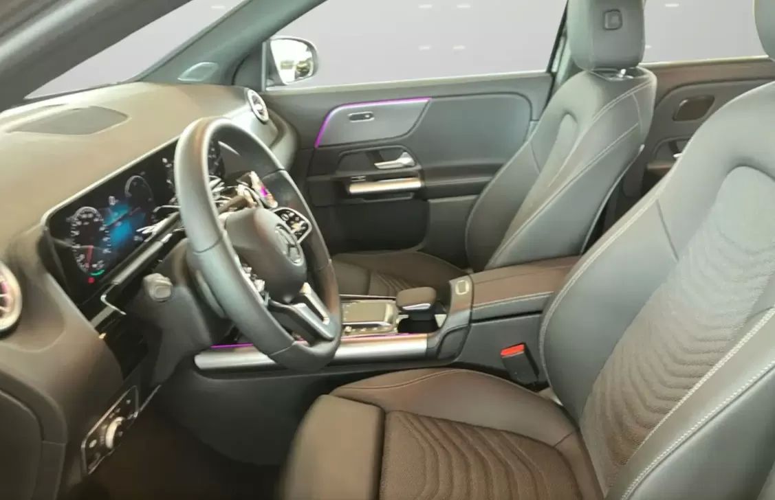 mercedes-benz-eqa-2023-eletrico-200cc
