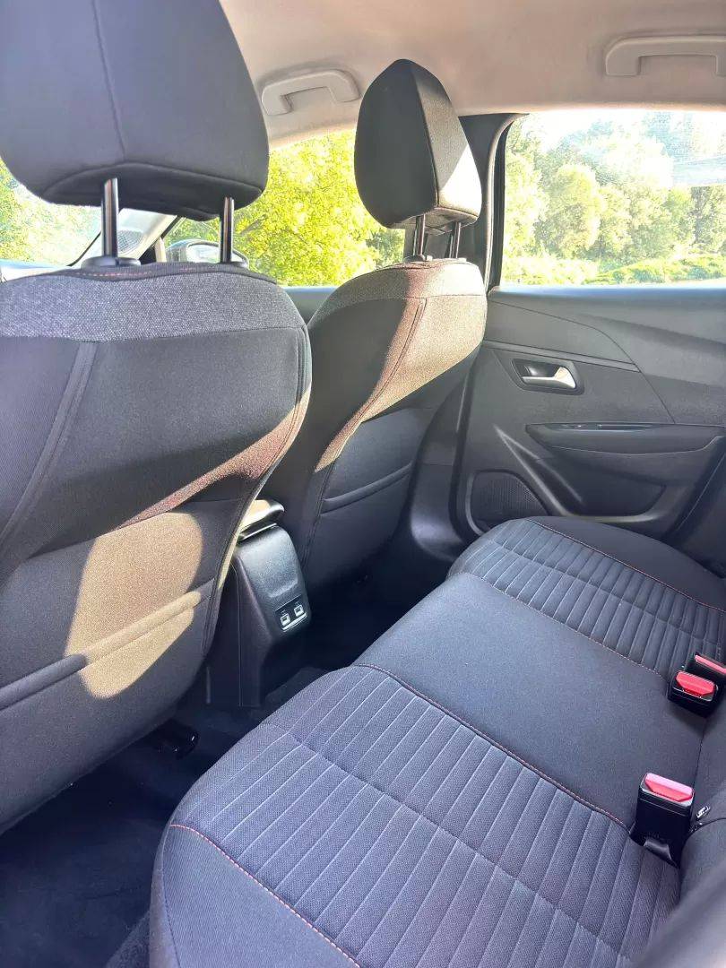 peugeot-e-208-2023-eletrico-0cc
