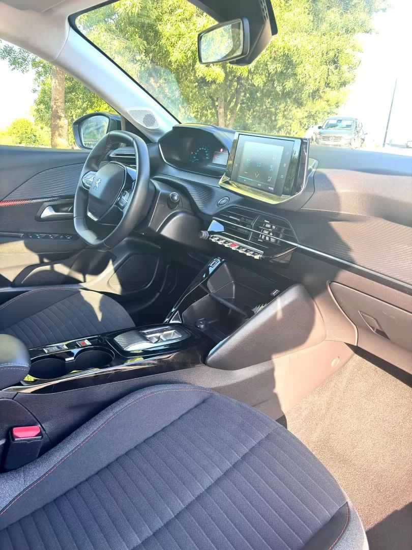 peugeot-e-208-2023-eletrico-0cc