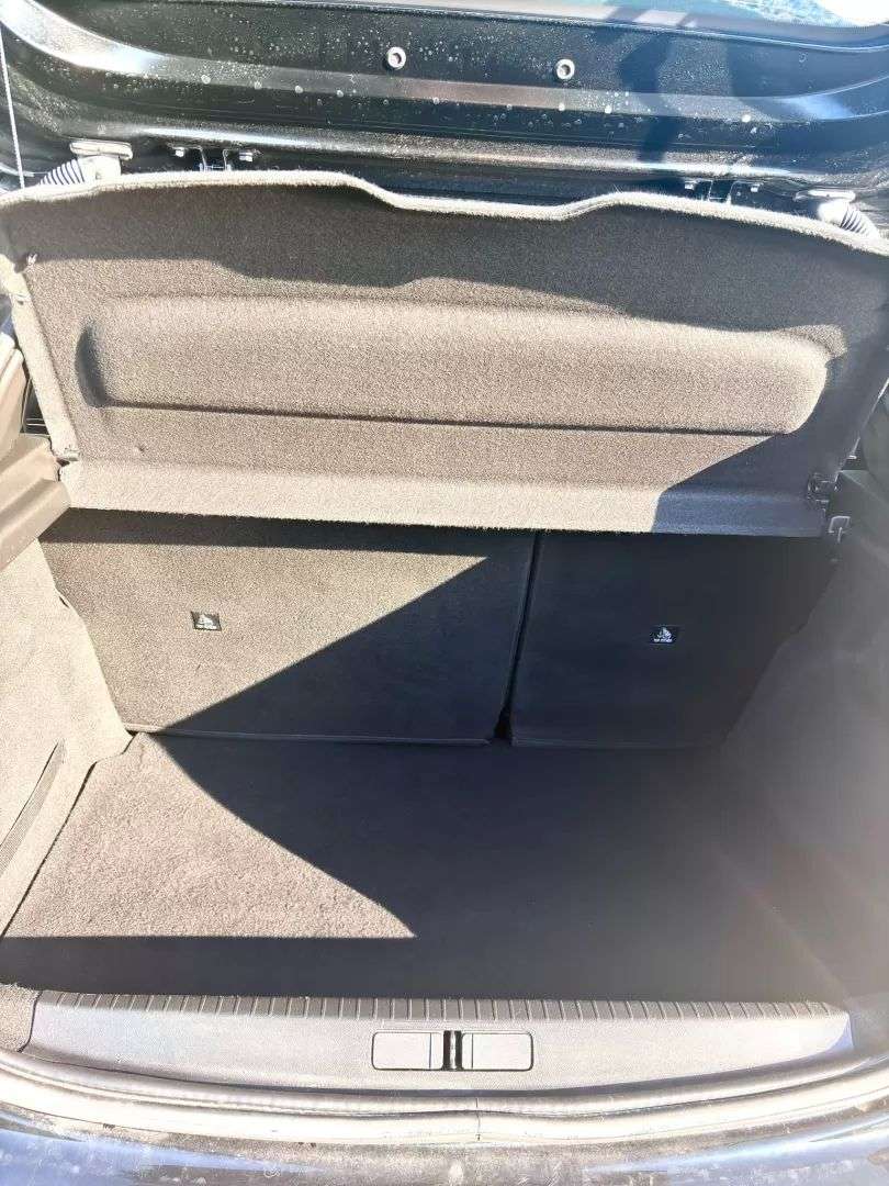peugeot-e-208-2023-eletrico-0cc