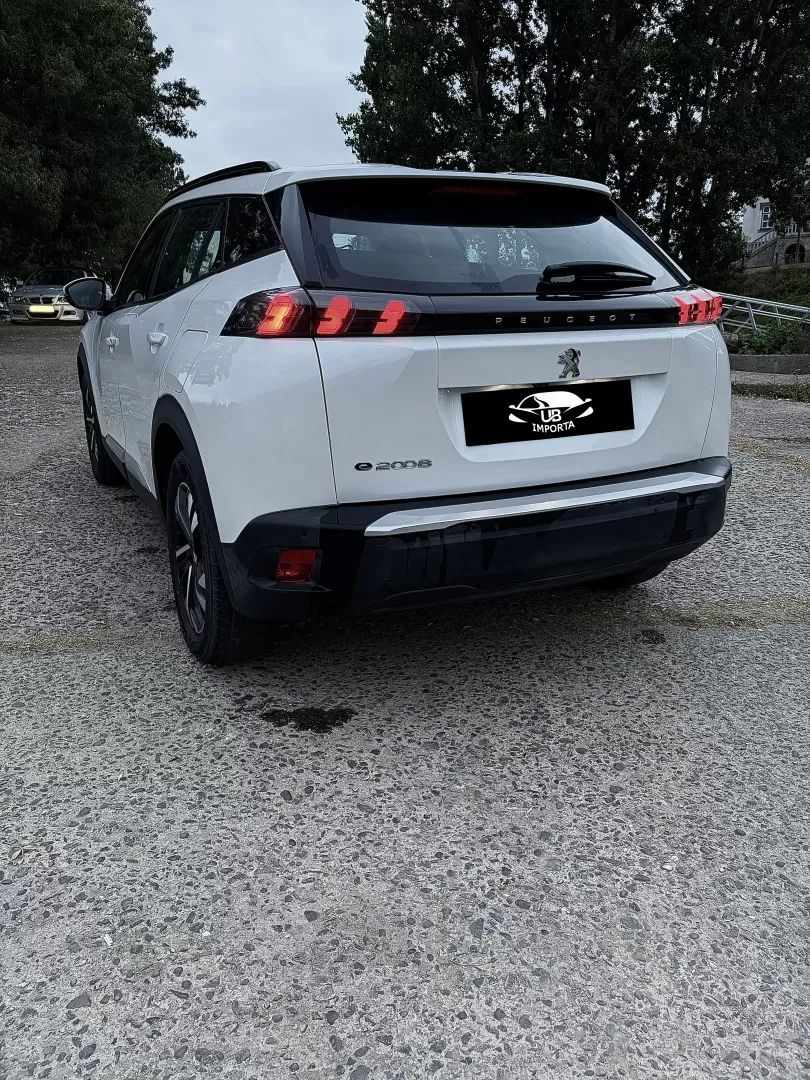 peugeot-e-2008-2020-eletrico-0cc
