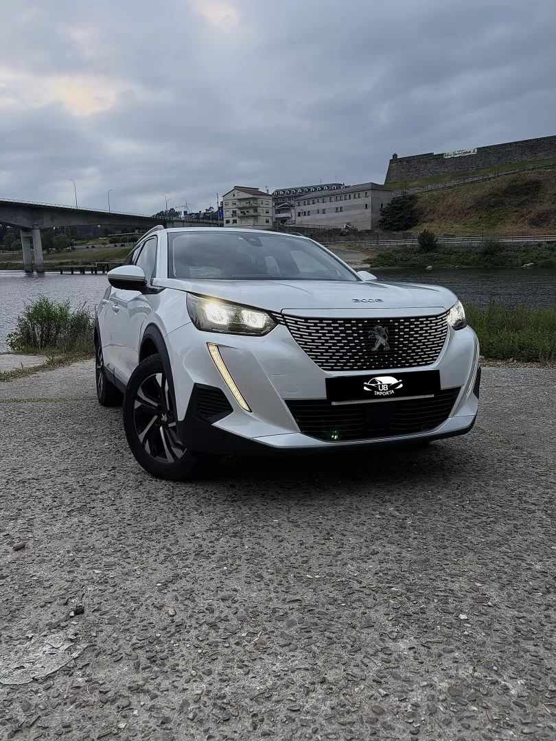 peugeot-e-2008-2020-eletrico-0cc