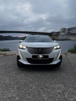 peugeot-e-2008-2020-eletrico-0cc