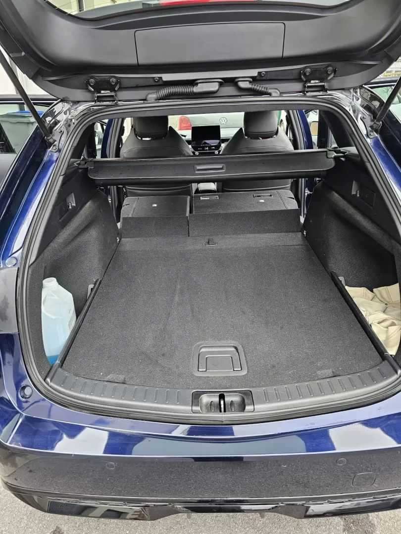 toyota-corolla-sw-2024-hibrido-a-gasolina-1798cc