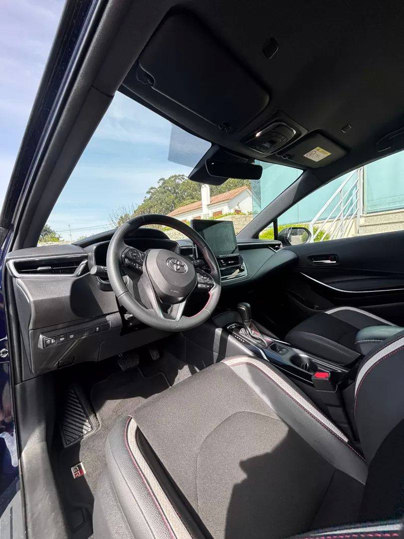 toyota-corolla-sw-2024-hibrido-a-gasolina-1798cc