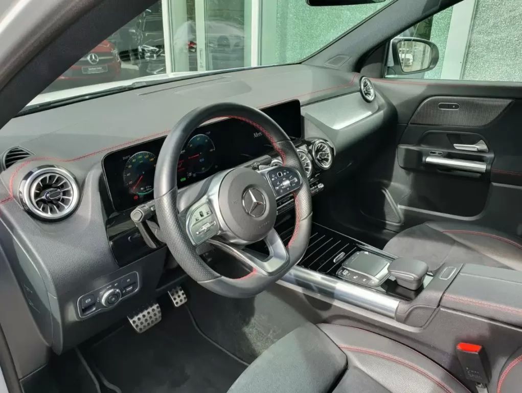 mercedes-benz-eqa-2023-eletrico-200cc