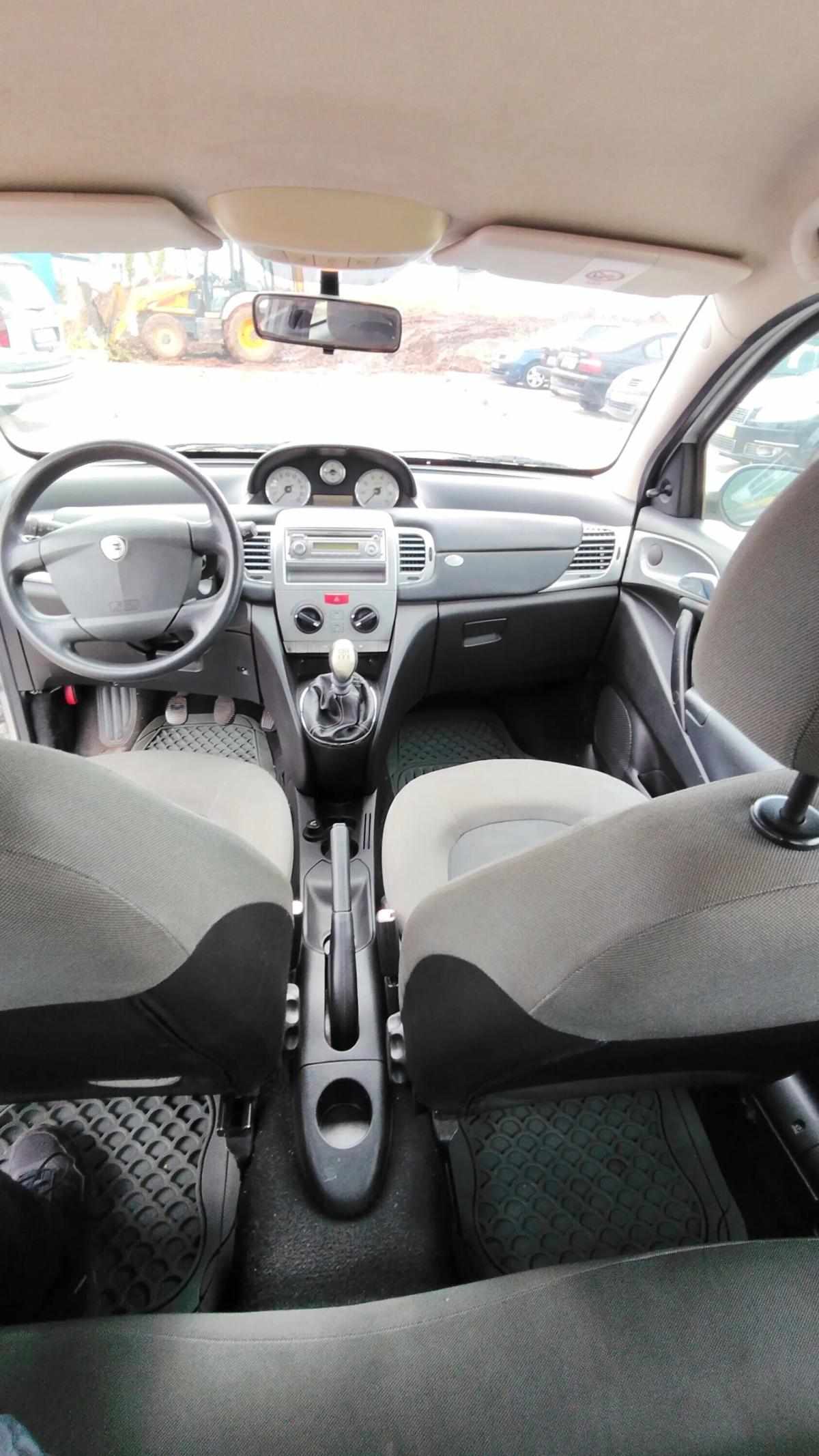 lancia-ypsilon-2007-gasolina-1200cc