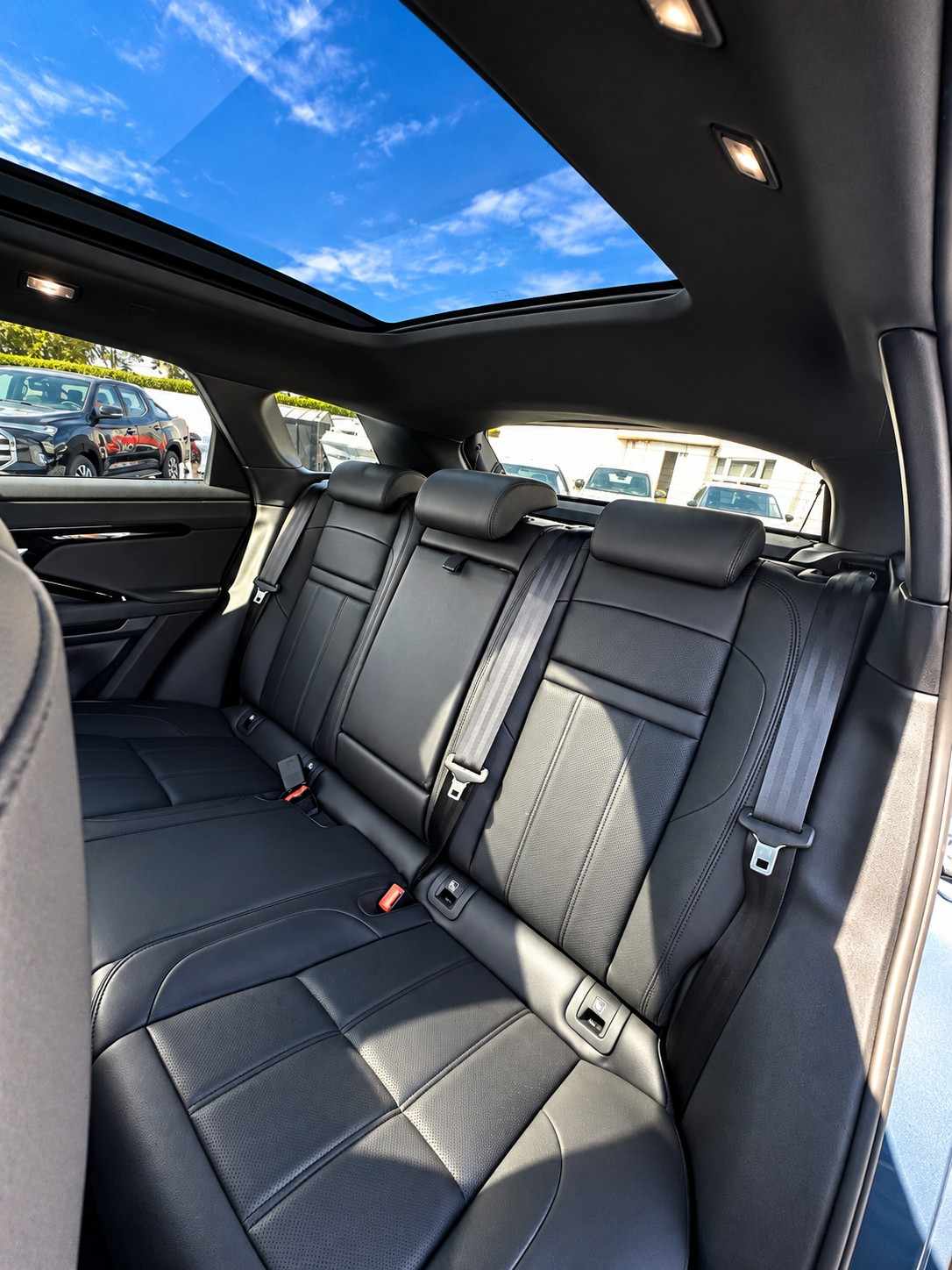 land-rover-range-rover-evoque-2024-hibrido-a-gasolina-1498cc